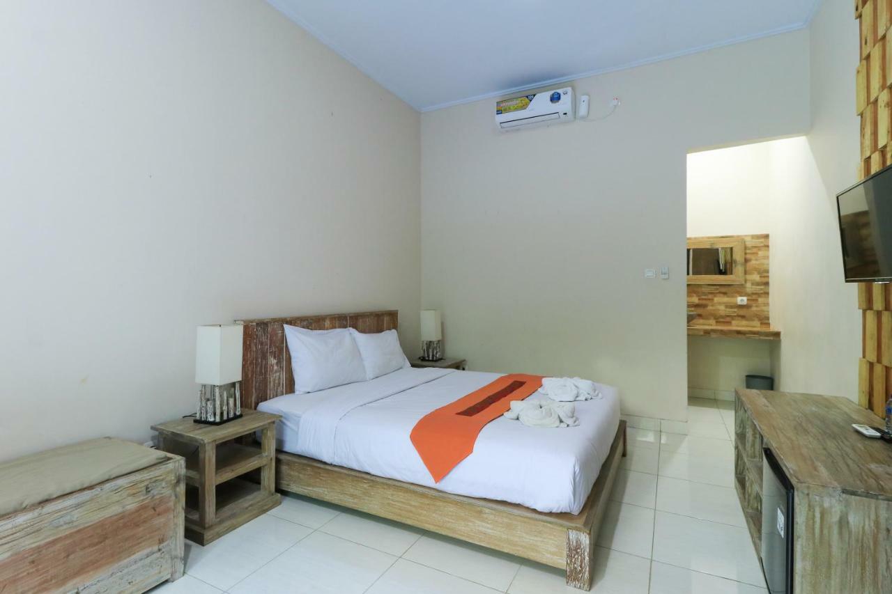 Kubu Kenak Guesthouse Seminyak Exterior foto
