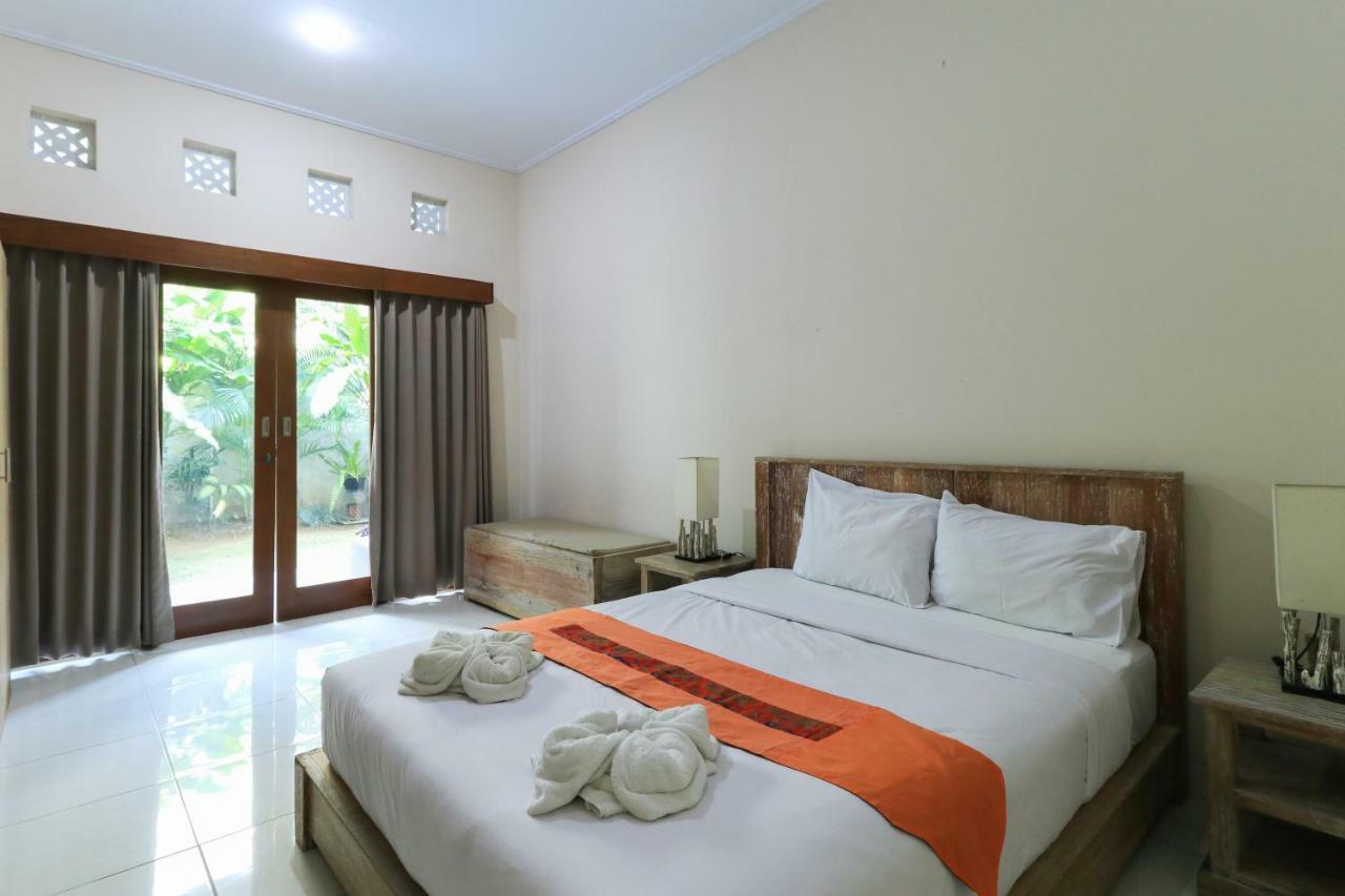 Kubu Kenak Guesthouse Seminyak Exterior foto